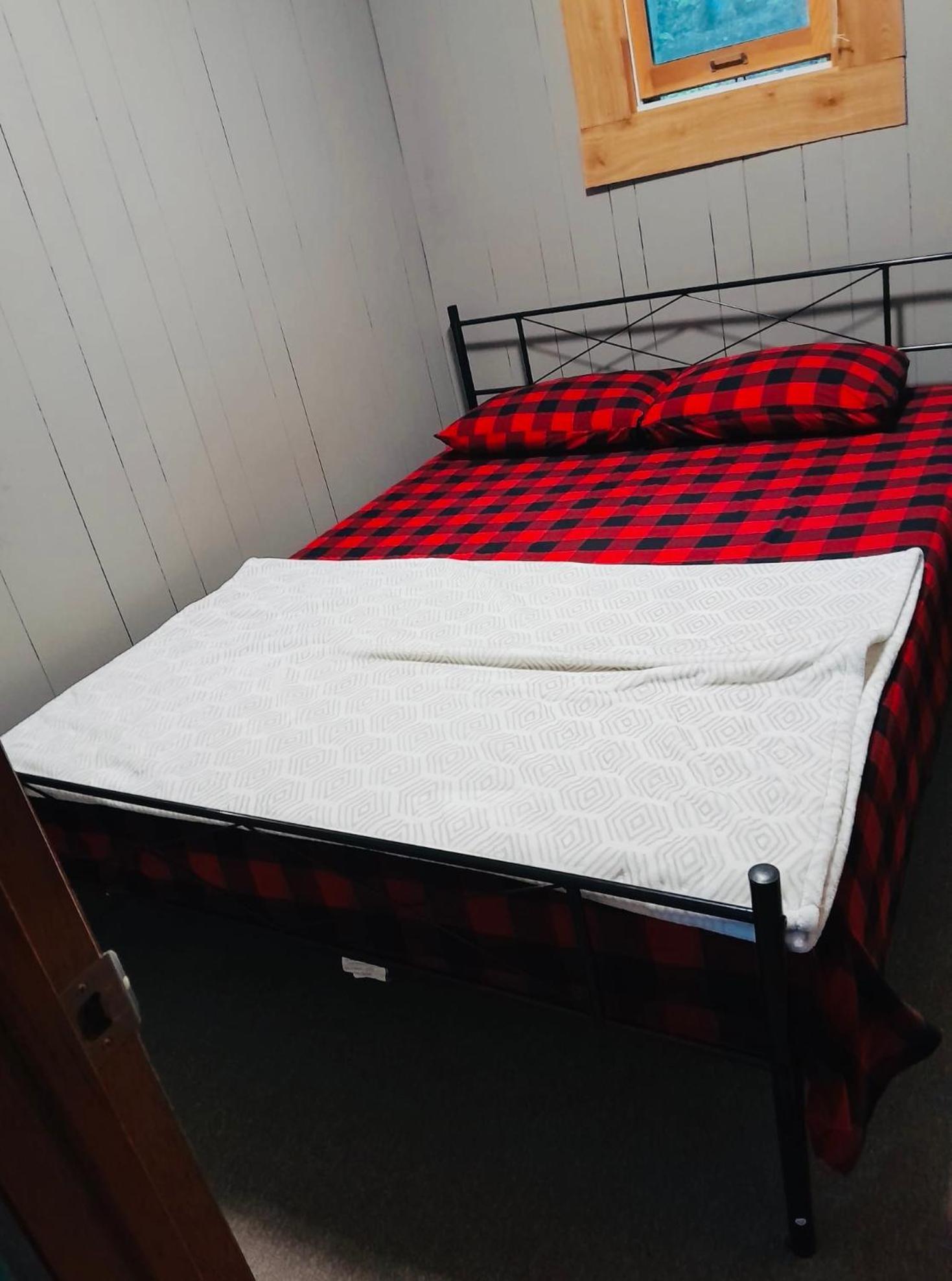 Lakefront Hideaway Resort Kawartha Lakes Cameră foto